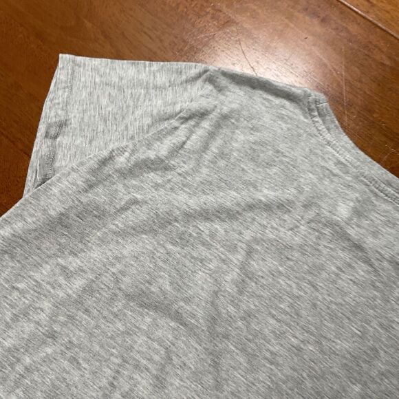 Disney Mickey Mouse Women's XL T-Shirt Gray Shadow Ghost Spooky Cotton Blend - Picture 10 of 10